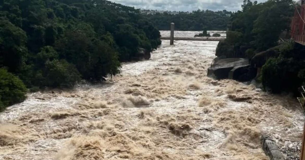 Después de las lluvias, el alto nivel del río TT está cerrado a la atracción dentro del SP