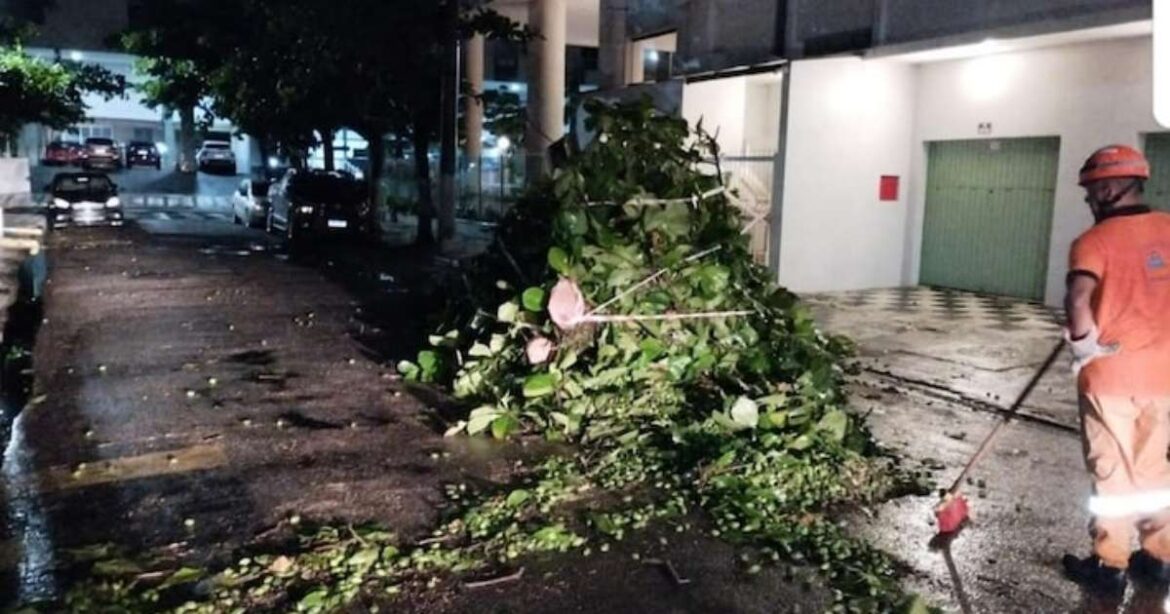 Las fuertes lluvias han llegado al SP y la ciudad en la región metropolitana; Guarz ha registrado tres deslizamientos de tierra